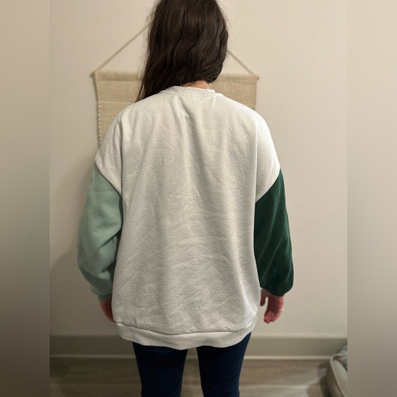 Target sweatshirt - Picture 3 of 4